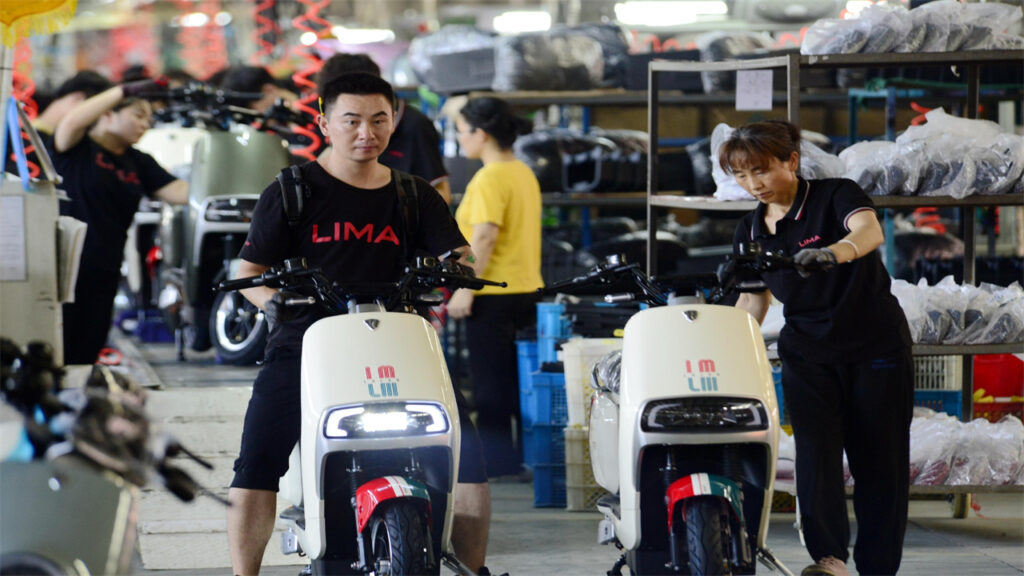 E-bike Assembly Line Factory