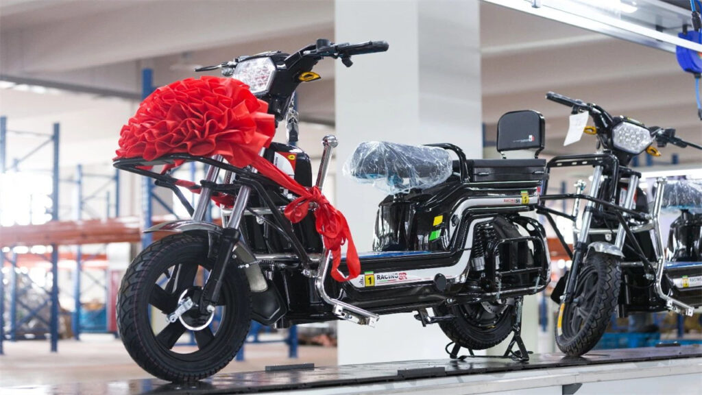 Chinese E-scooter Assembly Line Factory