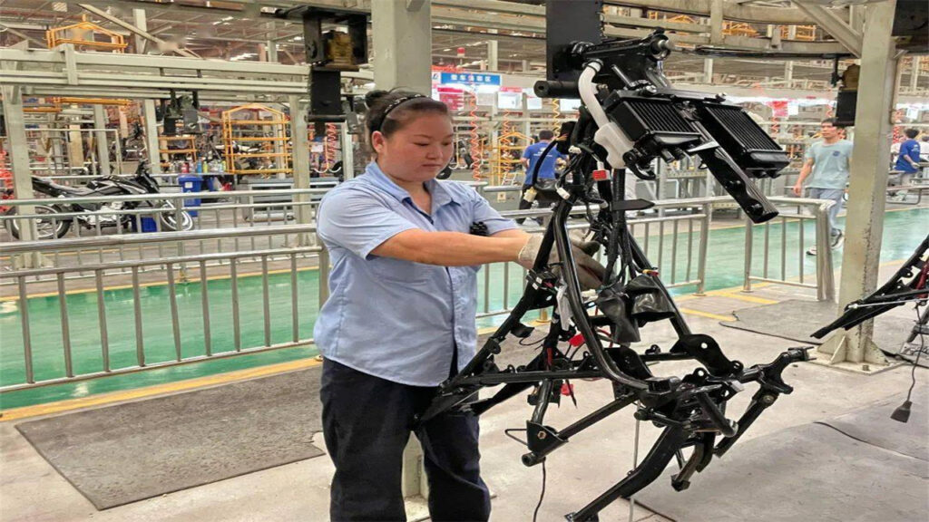 two-wheeled electric vehicle assembly line