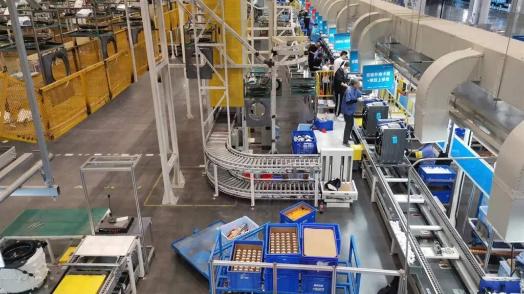 Washing Machine Assembly Line Factory